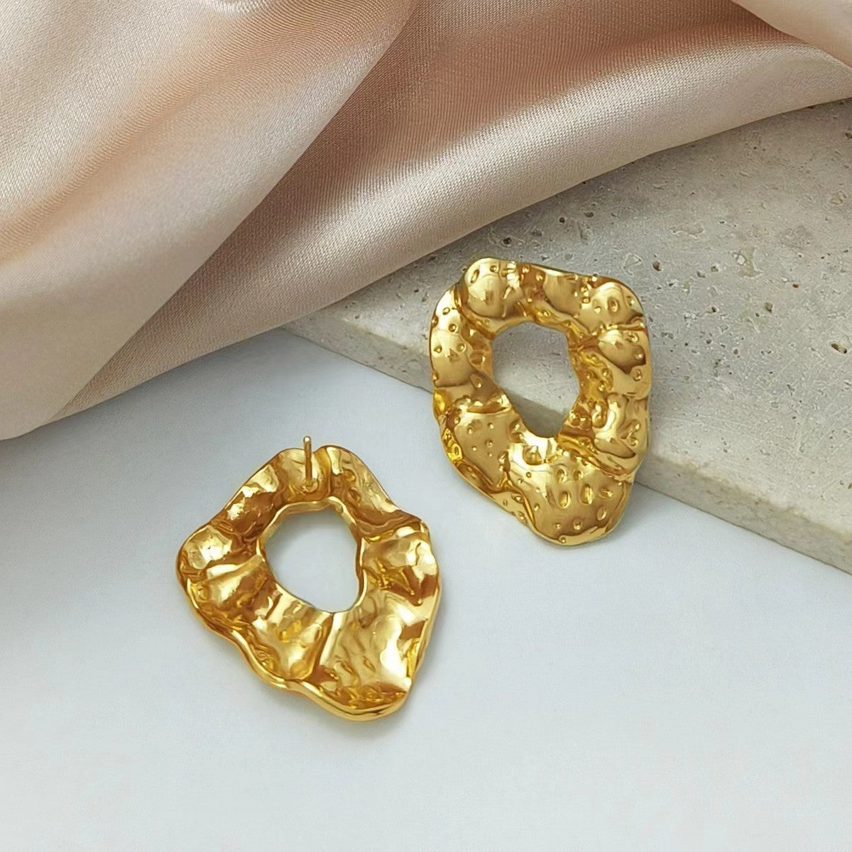 French Ins Premium Pleated Geometric Titanium Steel Earrings Women's, Personalized Irregular Round 18k Gold Plated Stud Earrings Ears