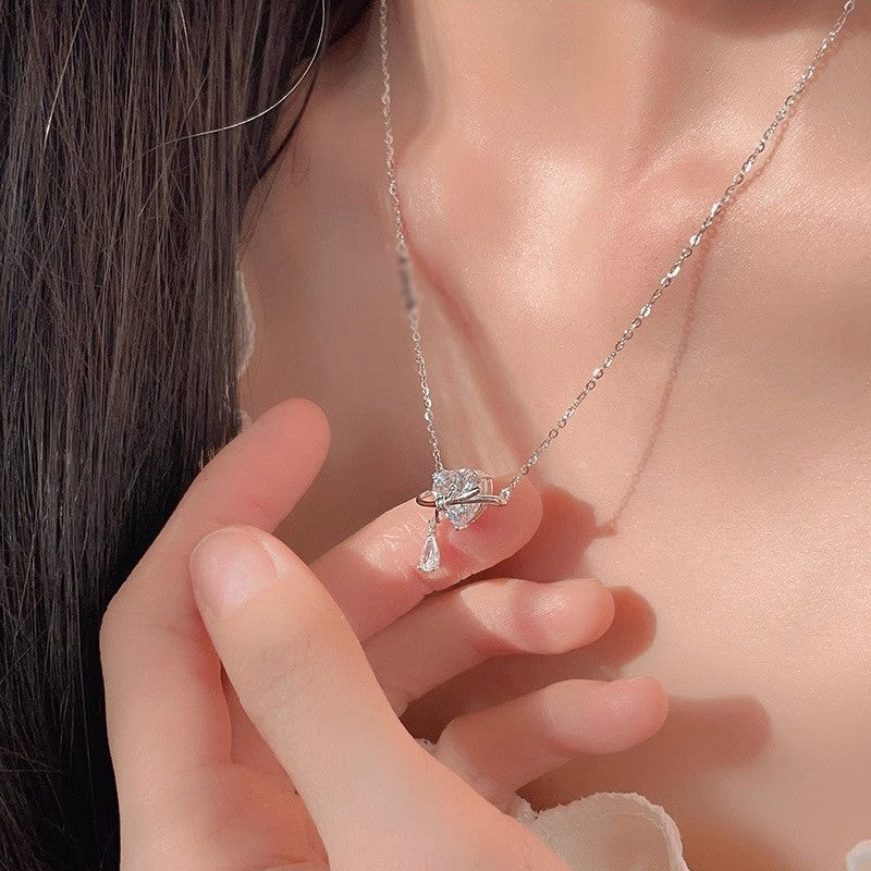 S925 Sterling Silver Premium Butterfly Necklace Gift Ins Female Niche Cold Wind Light Luxury Personalized Fashion Internet Celebrity Pendant