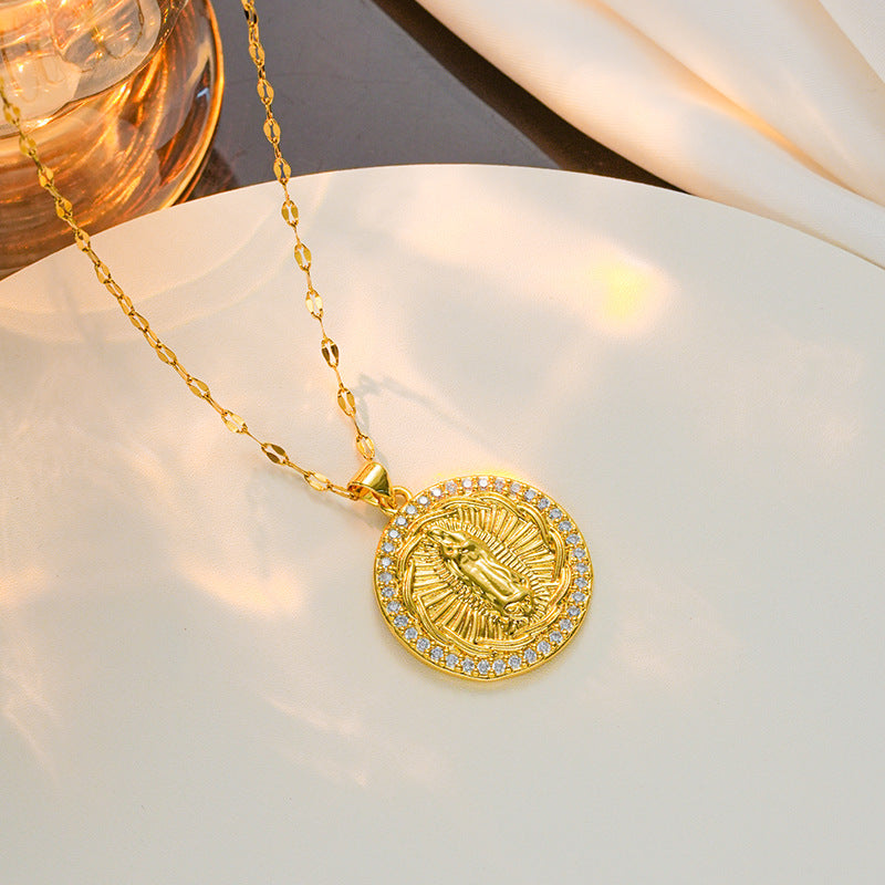 European and American Hot-selling Women's Zircon Maria Love Pendant Necklace Star Collarbone Chain