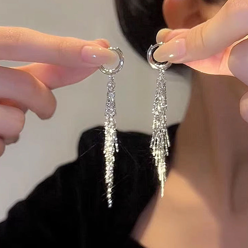 Silver Fringed Earrings Women's Light Luxury Niche Design Sense Ear Buckle Trendy Temperament Versatile and Thin Earrings