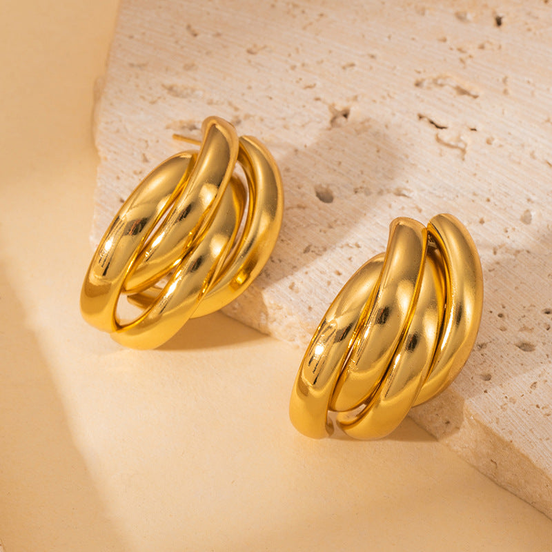 Exaggerated Titanium Steel Round Earrings Gold 18K Gold Light Luxury Earrings Fashion High Sense Love Earrings