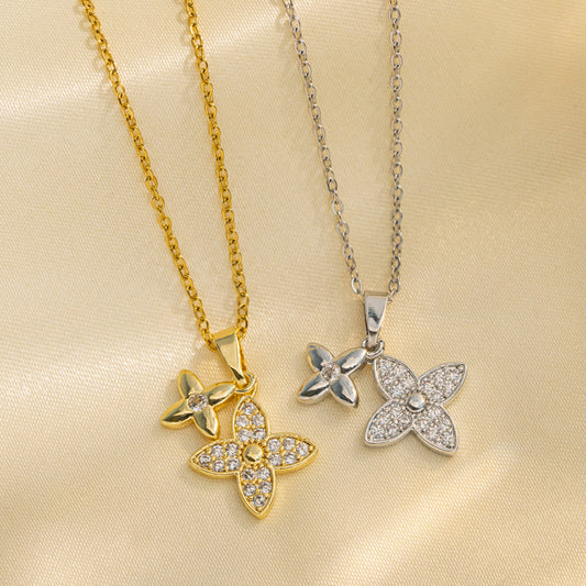 Niche Design, New Double Four-leaf Flower Necklace, Female High-end Feeling, Sweet, Trendy and Cool, Non-fading Collarbone Chain