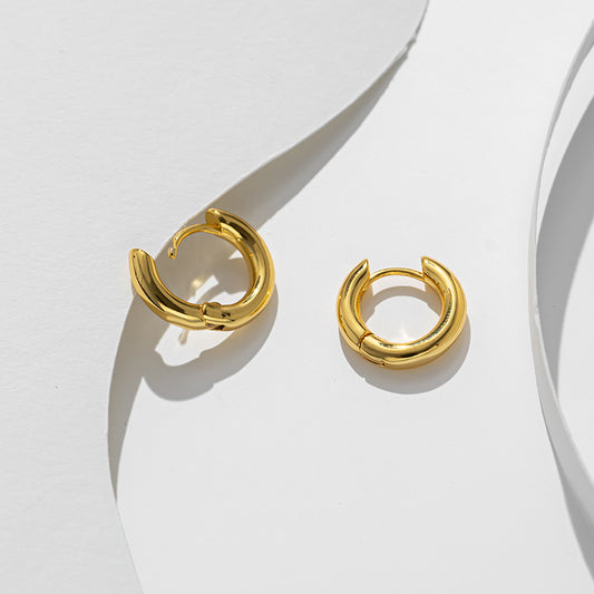 Internet celebrity INS simple geometry, titanium steel earrings, niche design sense popular versatile round titanium steel, earrings lady