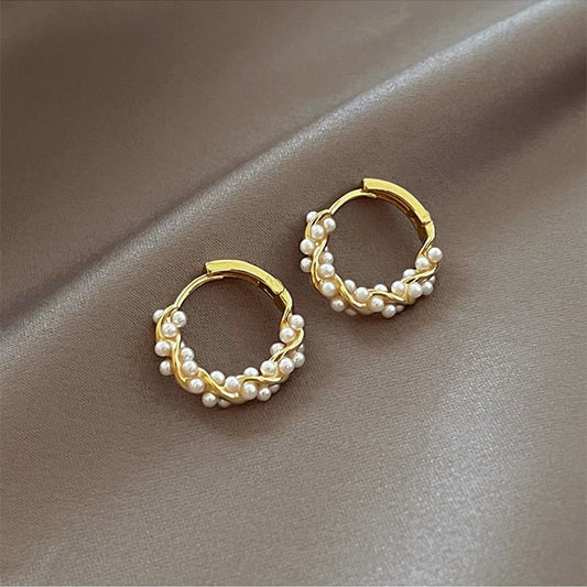Light Luxury Temperament Circle Pearl Earrings 2025 New Trendy Earrings Women's Ear Buckles Niche Design Earrings