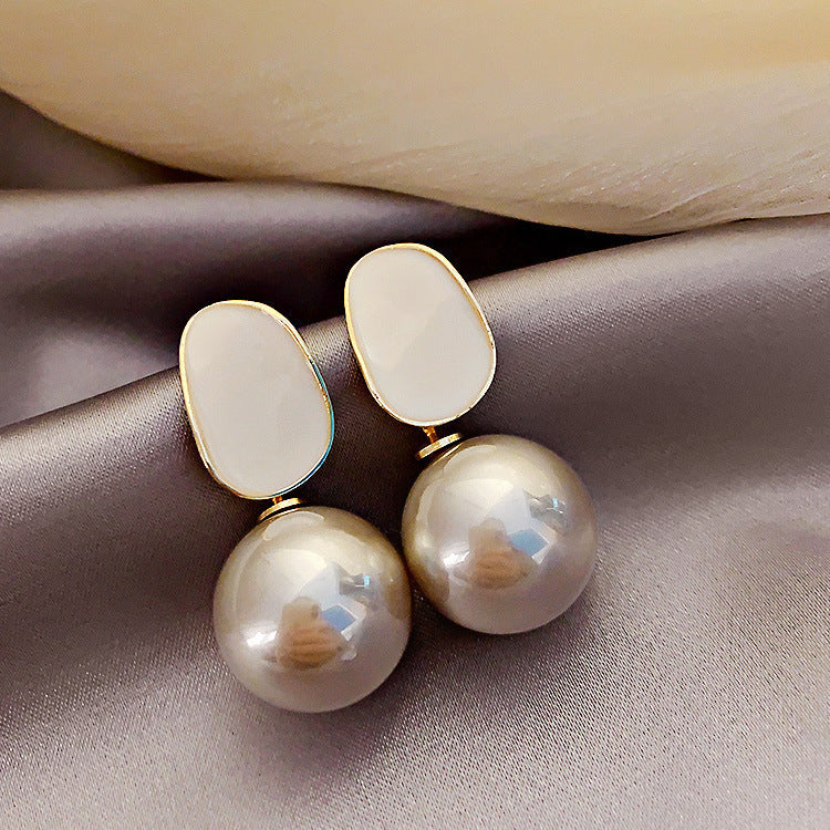 S925 Silver Needle Fashion Pearl Earrings Retro Hong Kong Style Design Simple Personality Oil Drip Earrings
