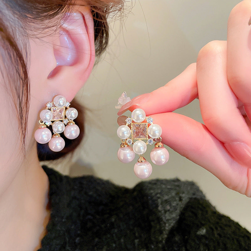 Real Gold Electroplating Silver Needle Medium Antique Freshwater Pearl Love Earrings Premium Earrings Vintage Retro Earrings