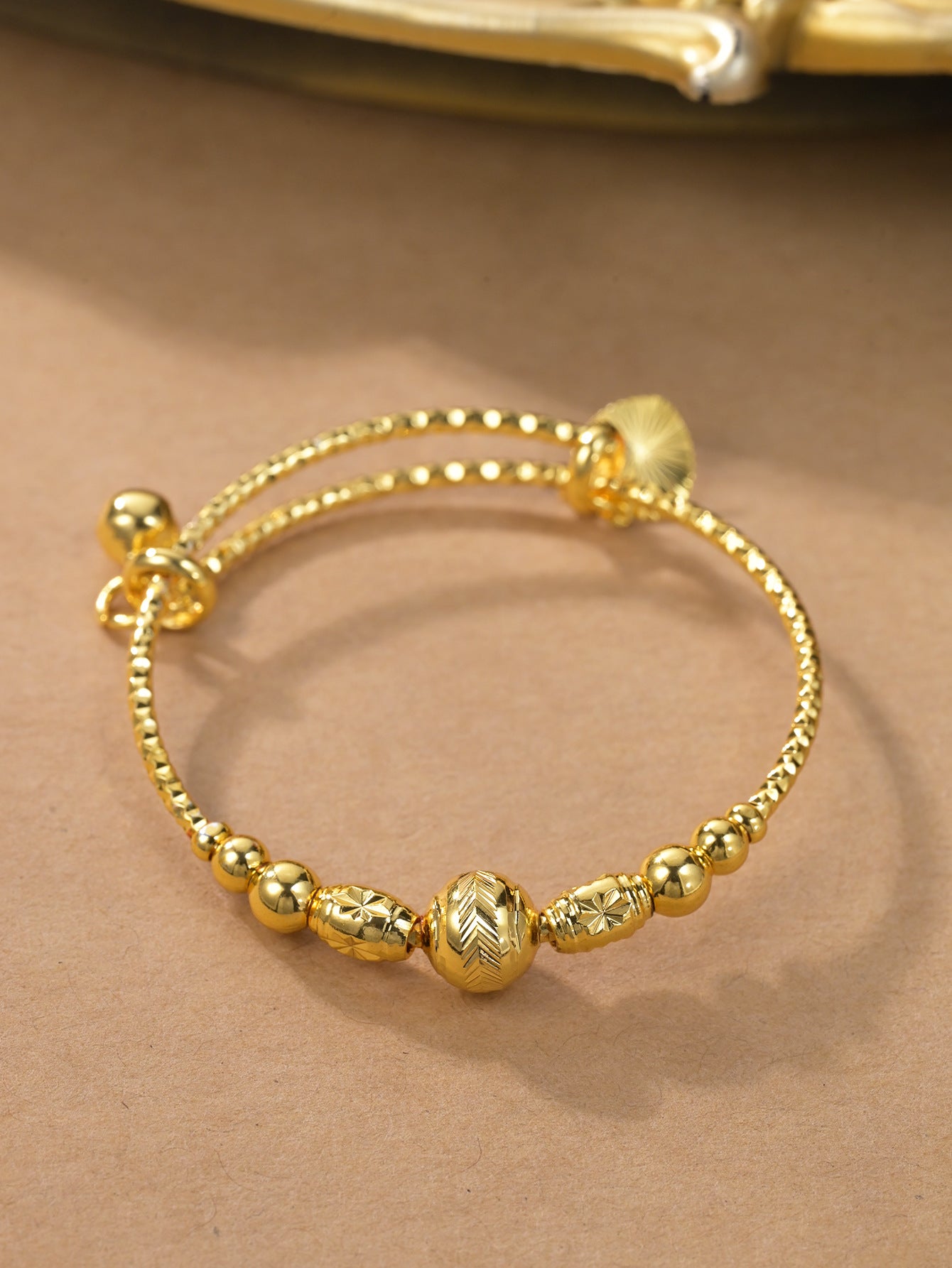 Children's Jewelry Gold Push-Pull Beaded Bracelet