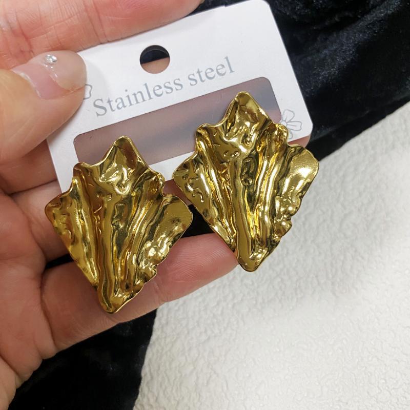 European and American Fashion Retro Stainless Steel Stud Earrings Five-leaf Hammer Pattern Large Earrings Women's Earrings