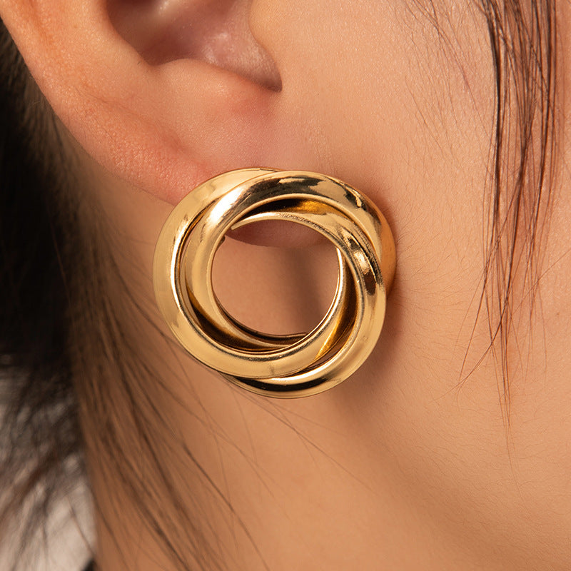 Exaggerated Titanium Steel Round Earrings Gold 18K Gold Light Luxury Earrings Fashion High Sense Love Earrings