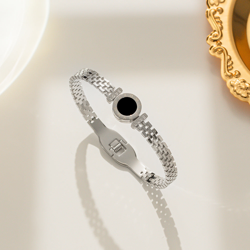 Hollow Digital Roman Black Round Cake Black Shell Stainless Steel Bracelet Women Love Titanium Steel Bracelet Wholesale
