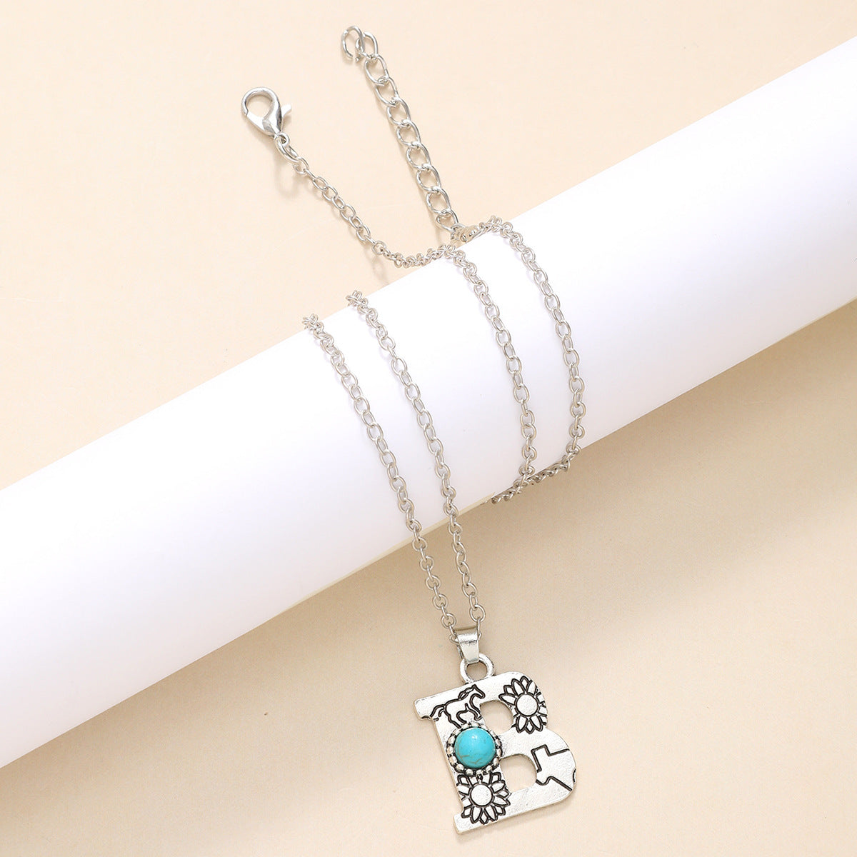 Western Wind Alloy English Alphabet Necklace Mother's Day Gift