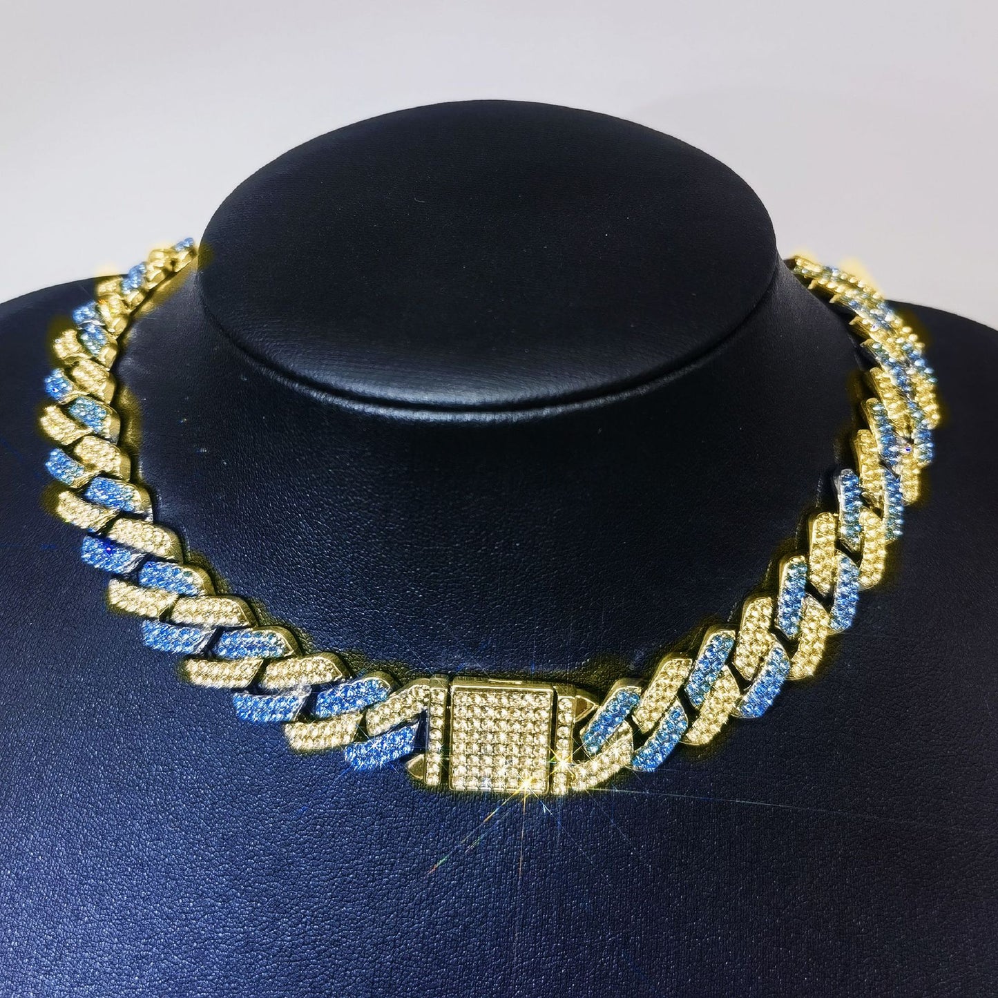 European and American Alloy Cuban Chain Full Diamond High Quality 14mm Rhombus Full Diamond Men's Hip Hop Wind Necklace
