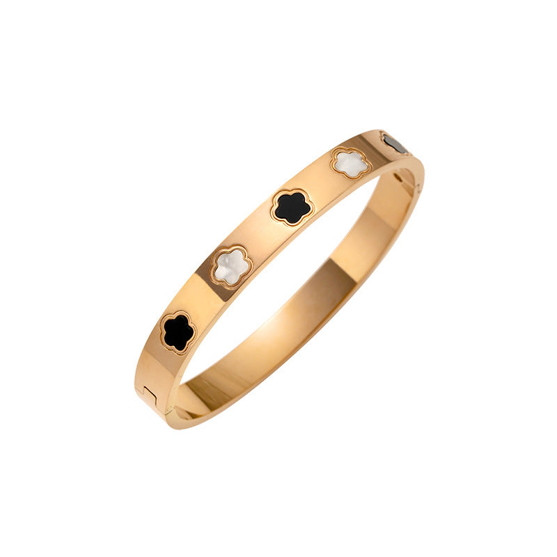New Fashion Flower Stainless Steel Bracelet Women's High Sense Three-dimensional Fritillary Four-leaf Clover Titanium Steel Bracelet