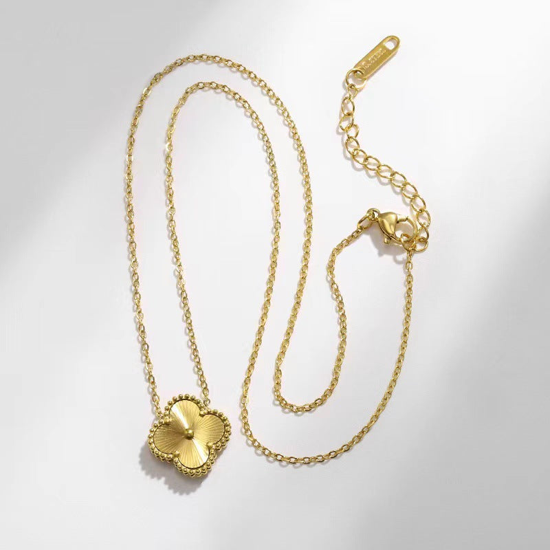 Fashion Temperament Four-leaf Flower Collarbone Chain Set Female New Trendy Internet Celebrity Design Necklace Personalized Neck Chain