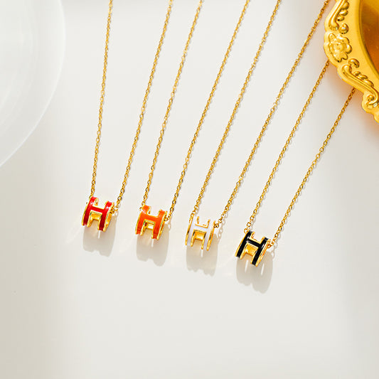 European and American Popular Jewelry Titanium Steel H Letter Necklace Women's New Internet Celebrity Fashion Versatile Collarbone Chain Wholesale