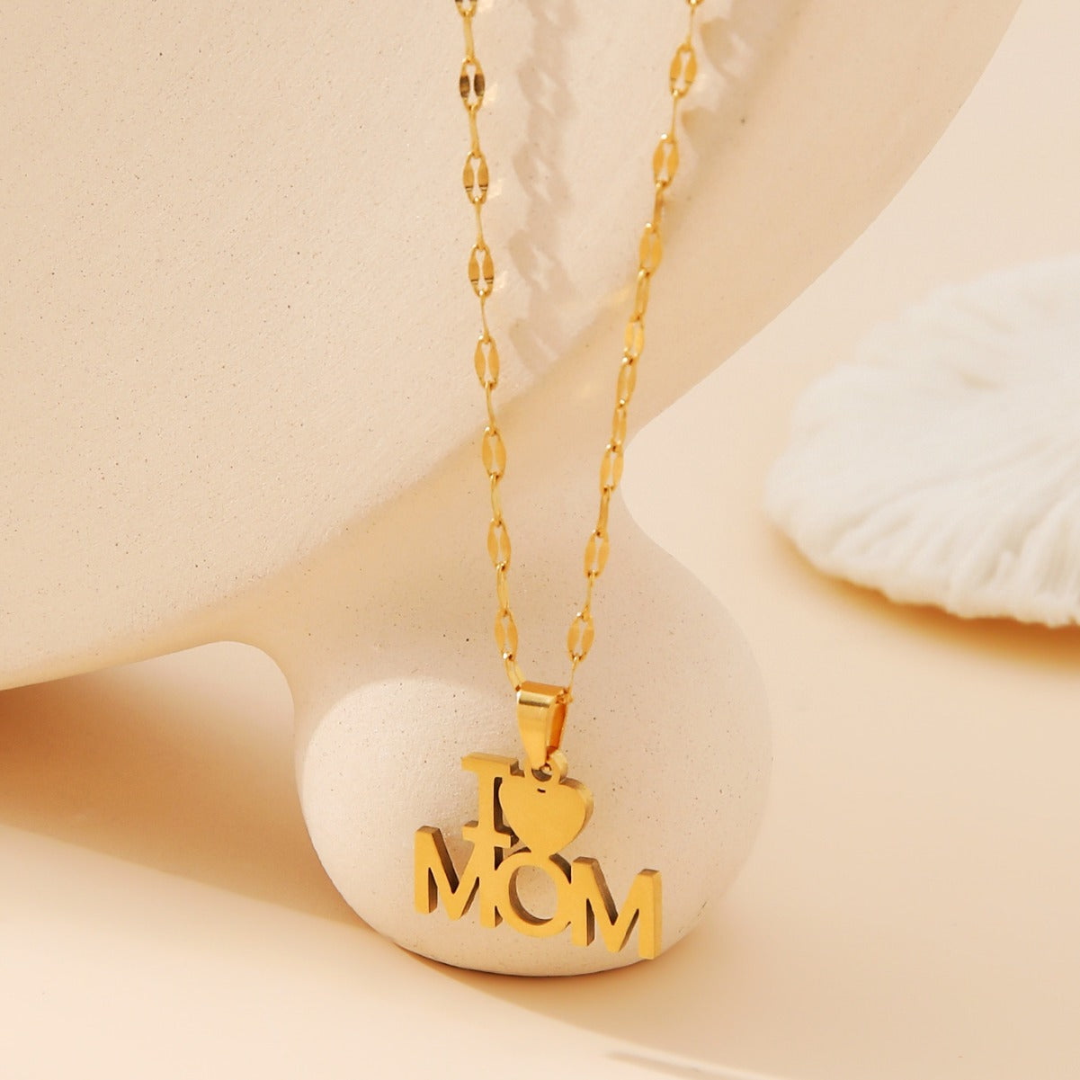 European and American New Stainless Steel I LOVE MOM Lip Chain Necklace Mother's Day Gift Women's Jewelry