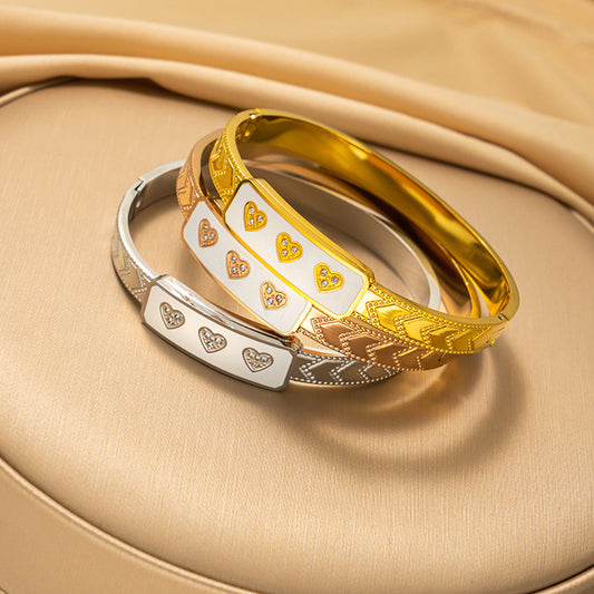 Europe and The United States Popular Titanium Steel Bracelet Love Drop Oil Diamond Versatile Stainless Steel Bracelet Does Not Fade Jewelry Manufacturers Wholesale
