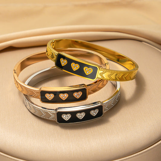 Europe and The United States Popular Titanium Steel Bracelet Love Drop Oil Diamond Versatile Stainless Steel Bracelet Does Not Fade Jewelry Manufacturers Wholesale