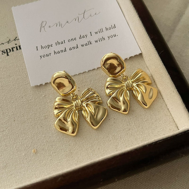 Retro Hong Kong Style Temperament Stud Earrings Female Explosion Internet Celebrity Niche High Sense Gold Earrings