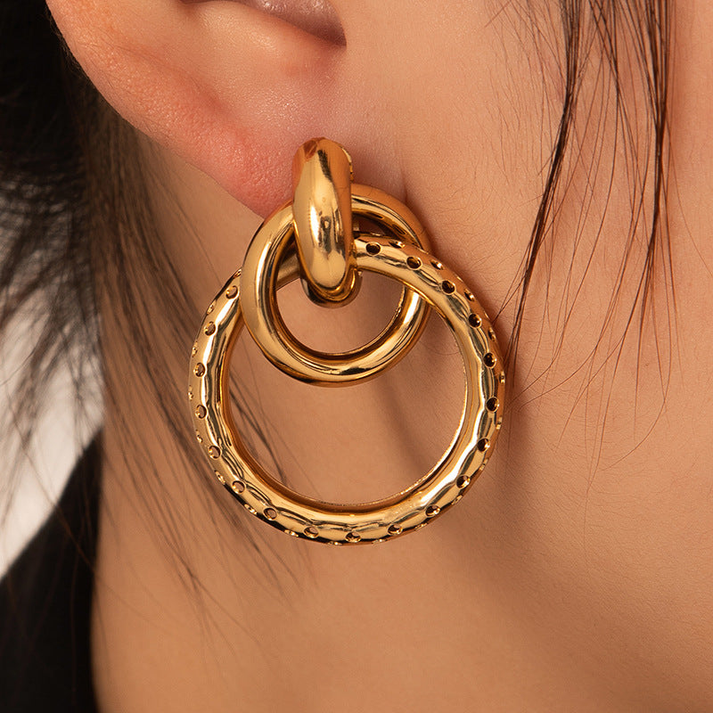 Exaggerated Titanium Steel Round Earrings Gold 18K Gold Light Luxury Earrings Fashion High Sense Love Earrings