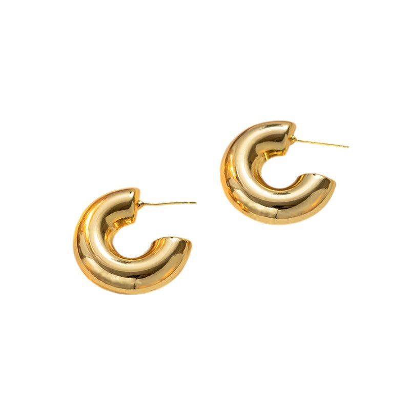 Europe and the United States hot selling thick cylindrical hollow earrings women, titanium steel plated 18K fashion commuter gold earrings jewelry