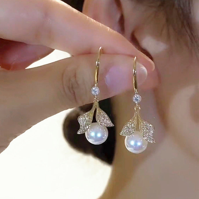 925 Silver Needle Pearl Zircon Earrings Women's High-end Sense Niche Temperament Cold Wind Mori Earrings Ear Jewelry Wholesale