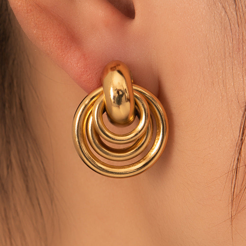 Exaggerated Titanium Steel Round Earrings Gold 18K Gold Light Luxury Earrings Fashion High Sense Love Earrings