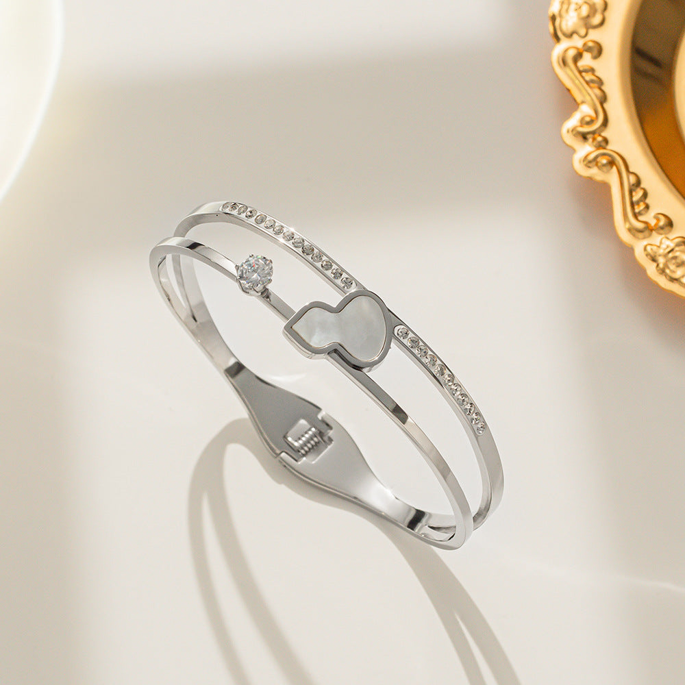 [Titanium Steel] Korean Version of Fashion Lucky Gourd Fritillary Bracelet Women's Plated 18K Gold Light Luxury Bracelet Ins Simple Design